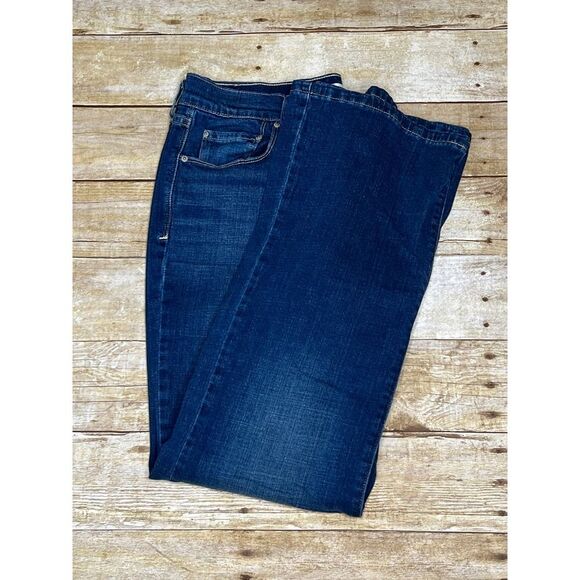 LEVI'S SIZE 12 MID-RISE CLASSIC CASUAL EVERYDAY BOOTCUT STRETCH PREMIUM JEANS - Picture 4 of 11